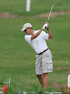 obama_hawaii_cargo_shorts.jpg